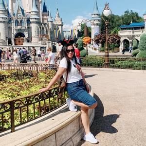 Meet your Posher, Sheila